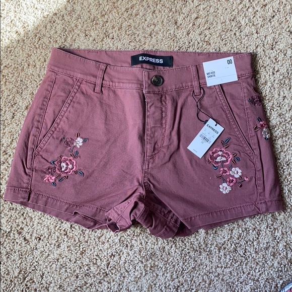 Express Pants - NWT Embroidered floral pink twill shorts